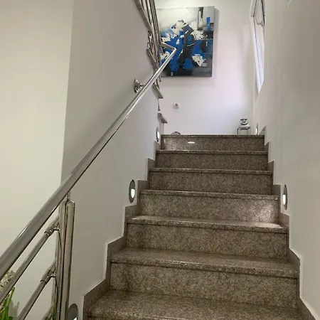 San -u Centru Daire *